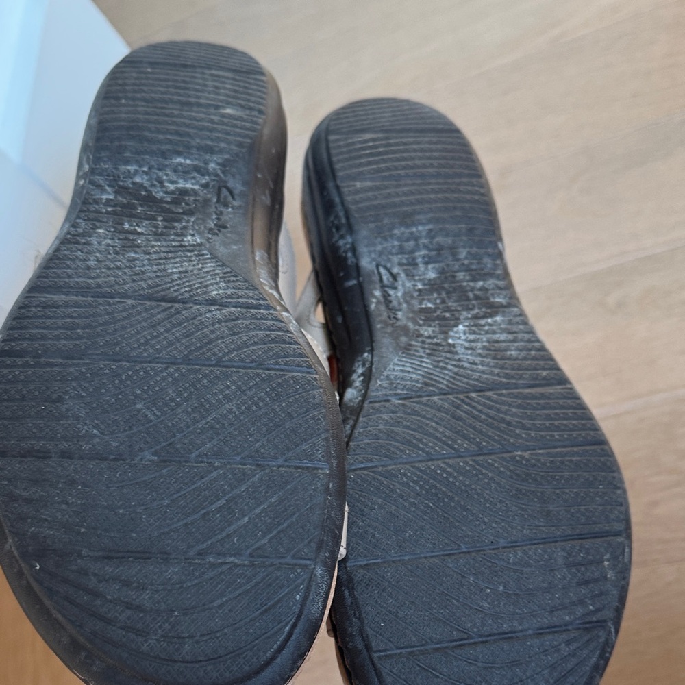 Clarks Sandals - Picture 3 of 3